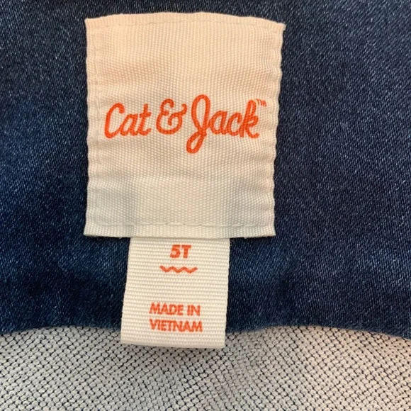Cat & Jack Unisex Kid’s Trucker Blue Denim Jean Jacket Size 5T - Picture 3 of 10